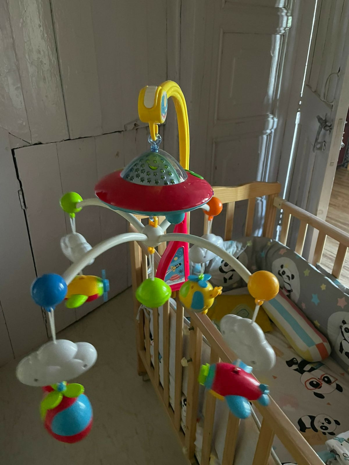 Baby toys that hang from crib online