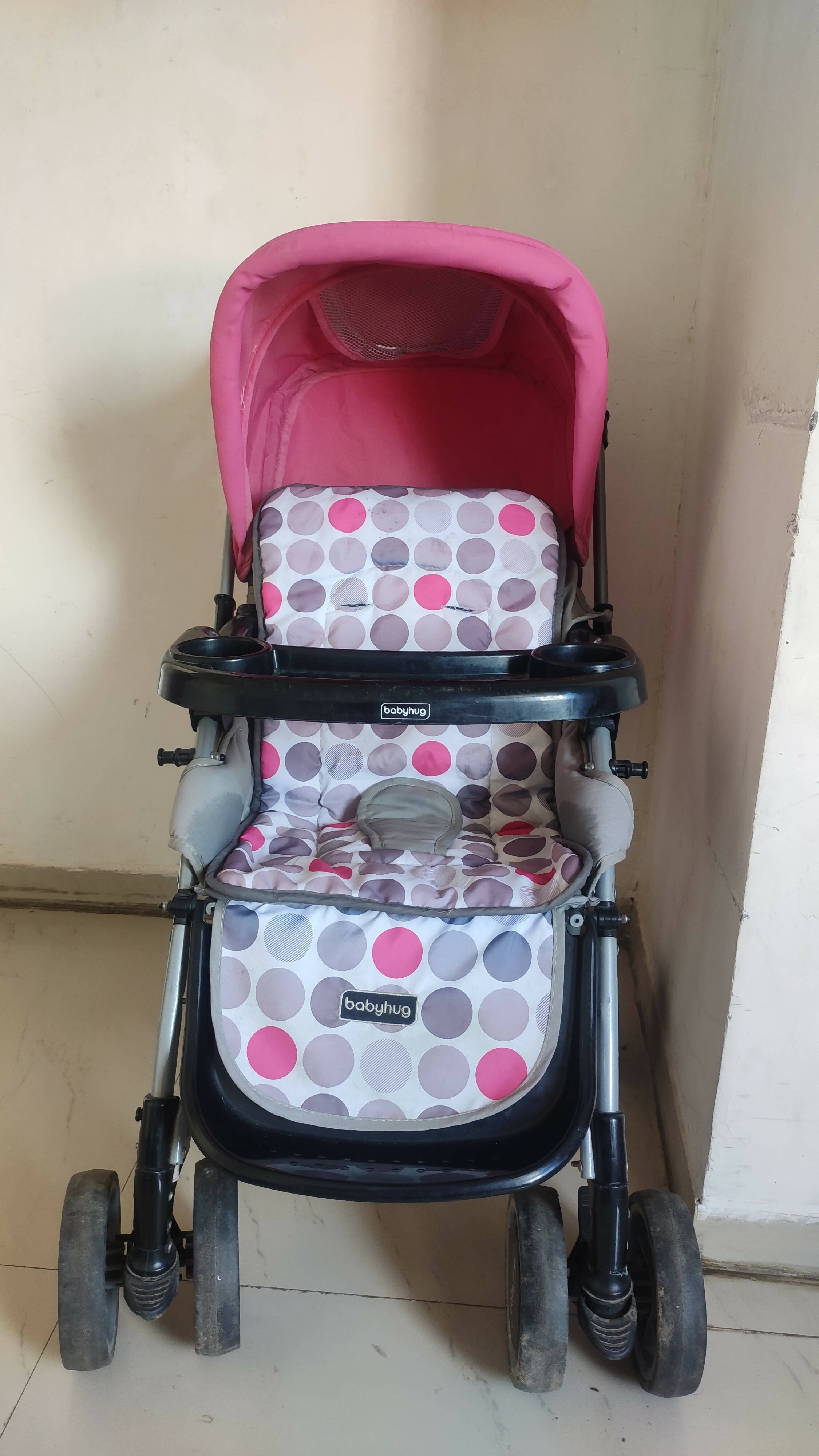 Babyhug stroller outlet with rocker