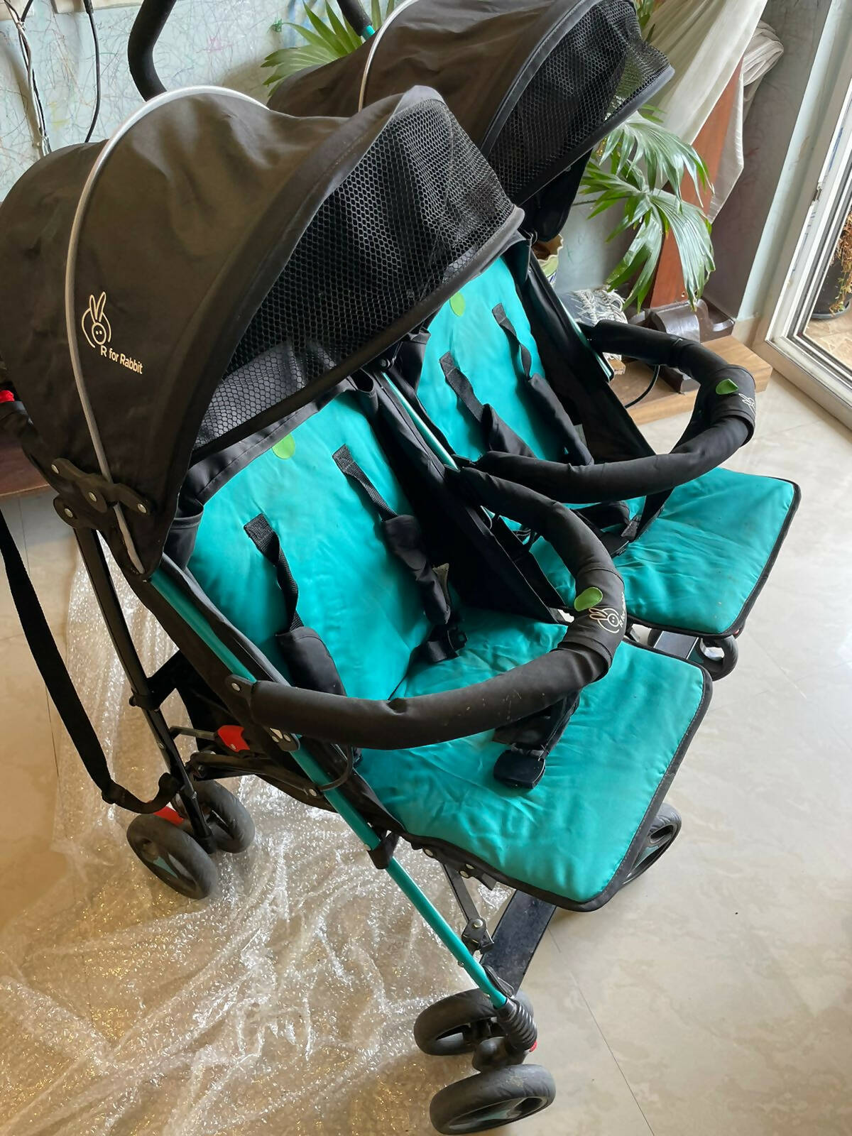 R for rabbit twin hot sale stroller