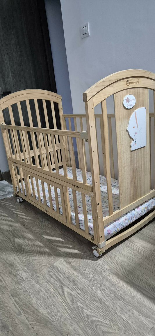 15-in-1 Comfort and Care – Huny Huny Rocking Cot for Every Stage of Your Baby’s Growth!