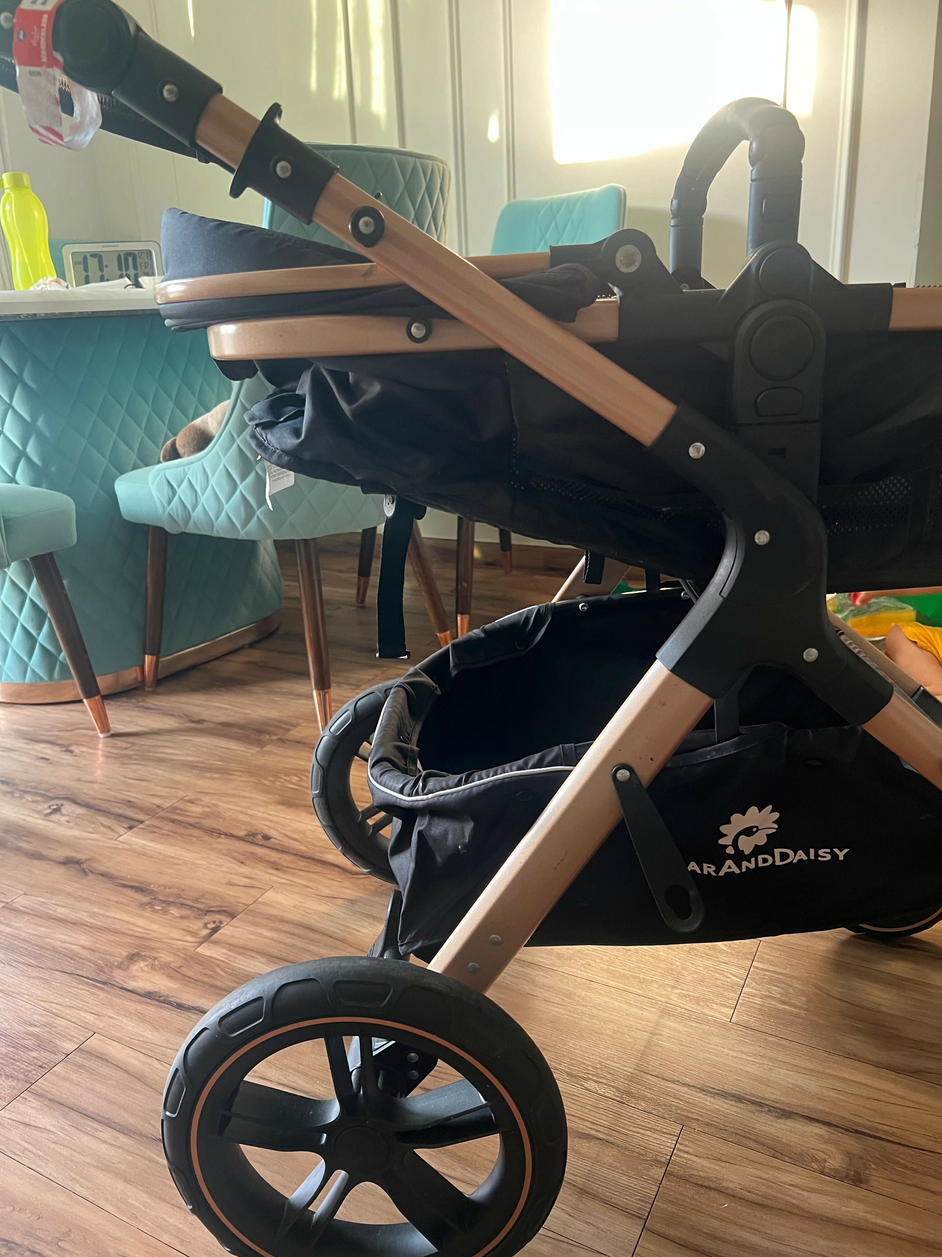 STAR AND DAISY Easy Go Baby Stroller/Pram – Lightweight, Foldable, and Designed for Ultimate Comfort and Safety.