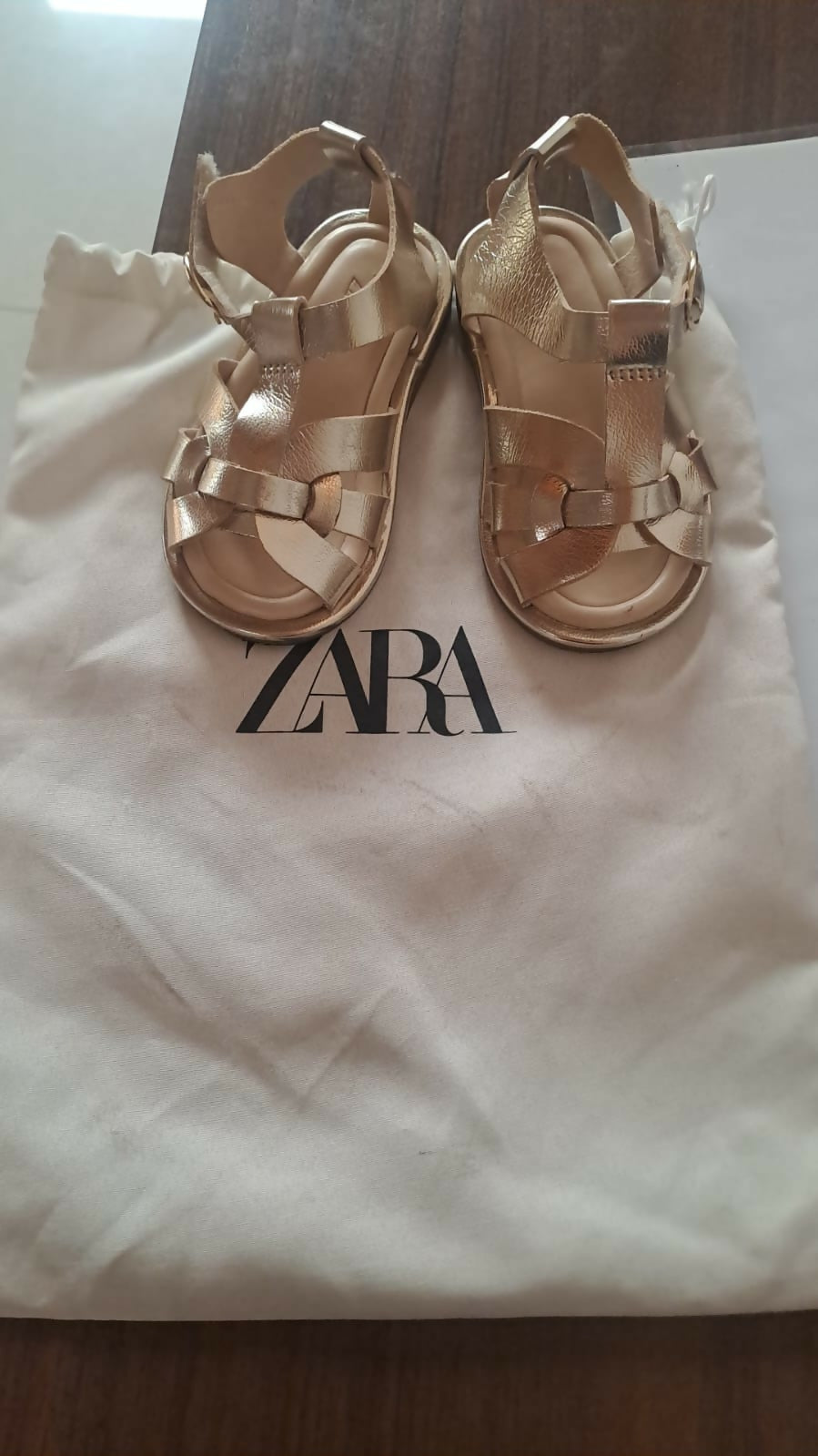 Golden Glam for Tiny Feet – ZARA Baby Sandals for Every Occasion!