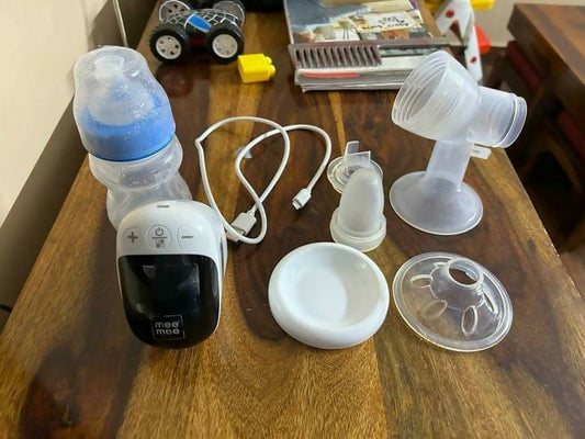 Experience the ultimate in breastfeeding convenience with the MEE MEE Advanced Electric Breast Pump - MM-80220B, combining advanced technology with user-friendly design for efficient and comfortable expression of breast milk.