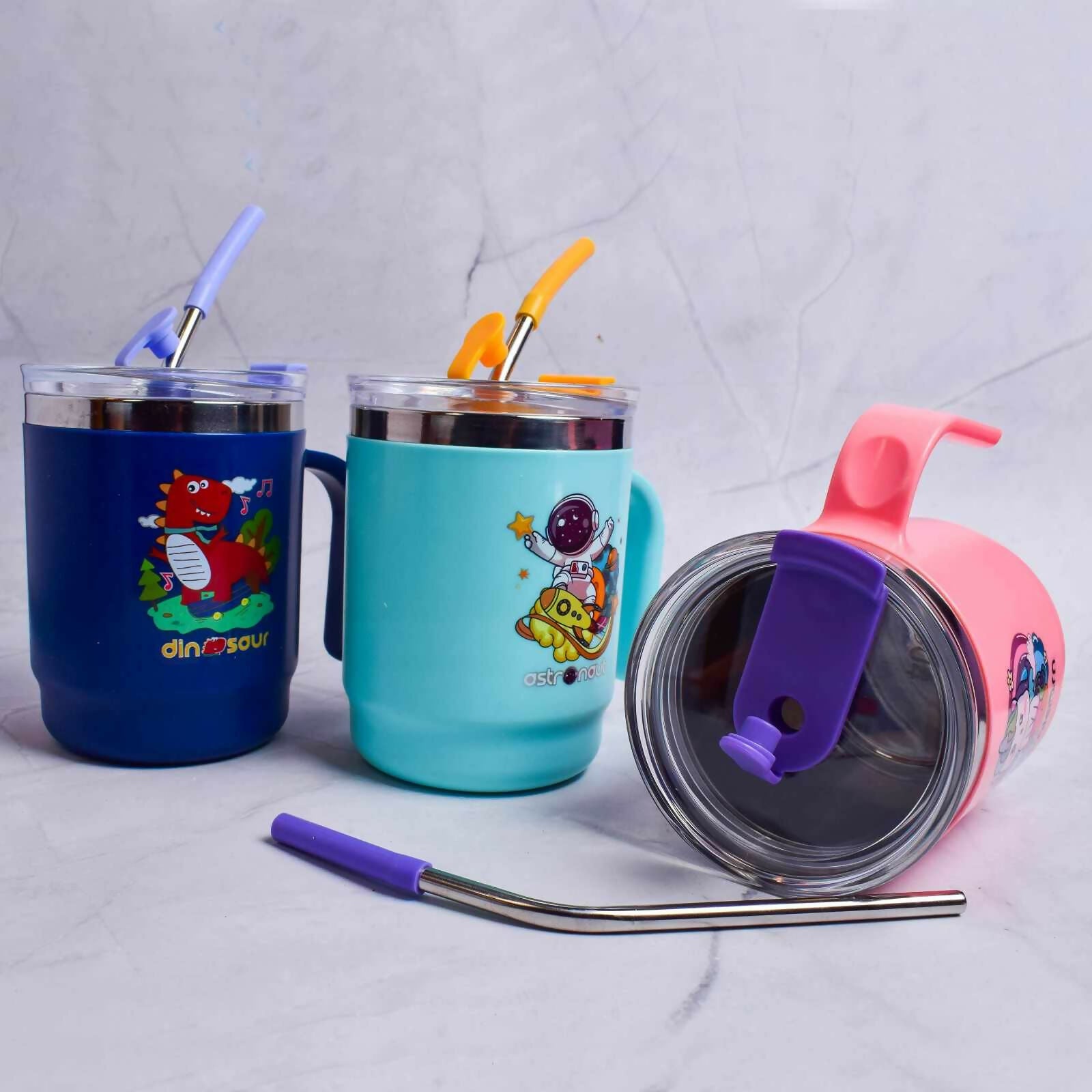 Shop from a wide collection of Sipper for kids from ilearnngrow .Cartoon Sippers, specially designed for kids who love fun and adventure! 