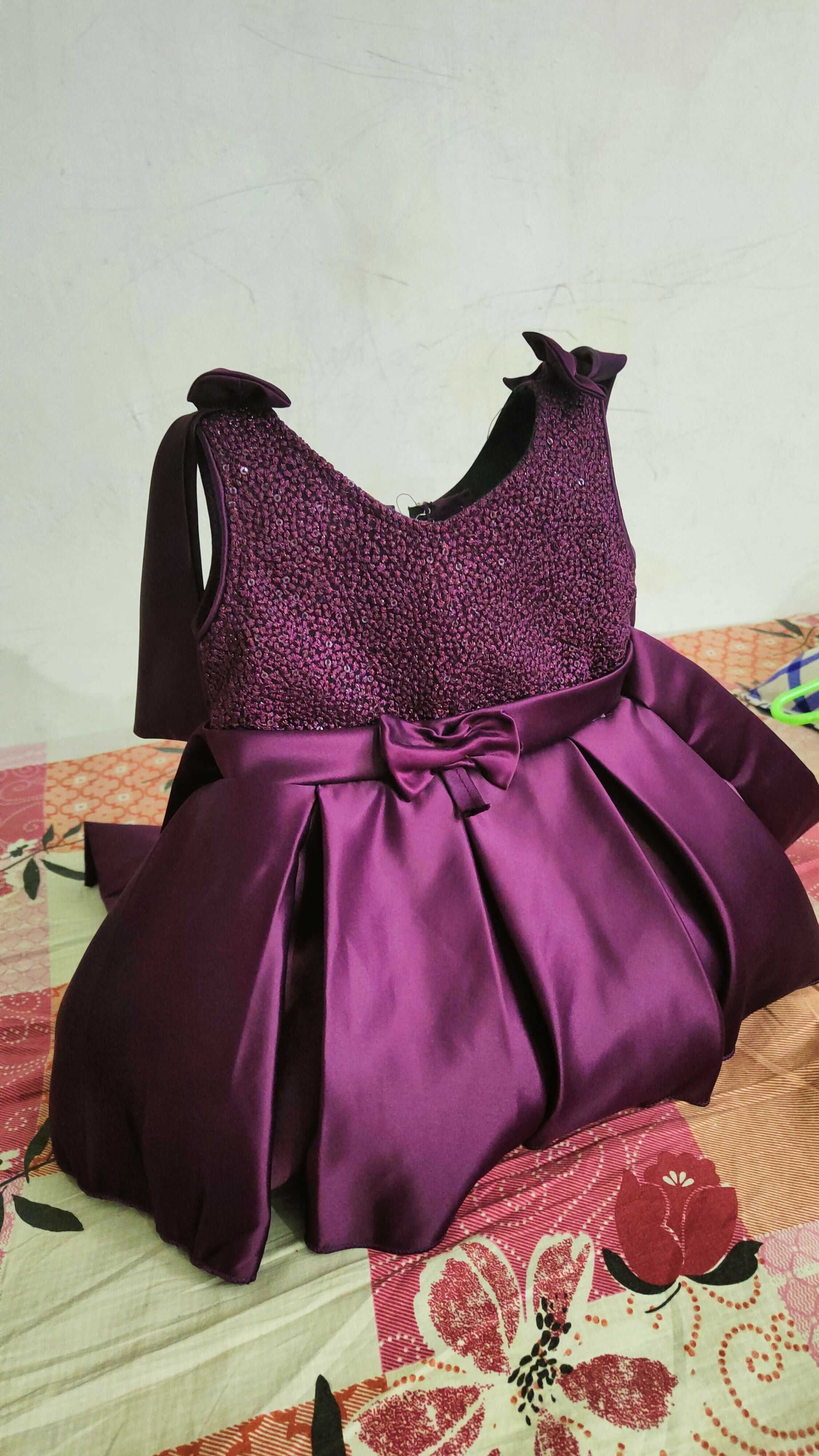 Adorable purple dress/frock for baby girls – comfortable, stylish, and perfect for any occasion. Soft fabric for ultimate ease.