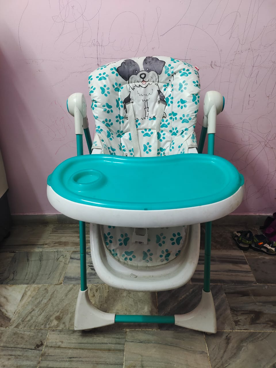 BABYHUG Fine Dine Feeding chair/ high chair