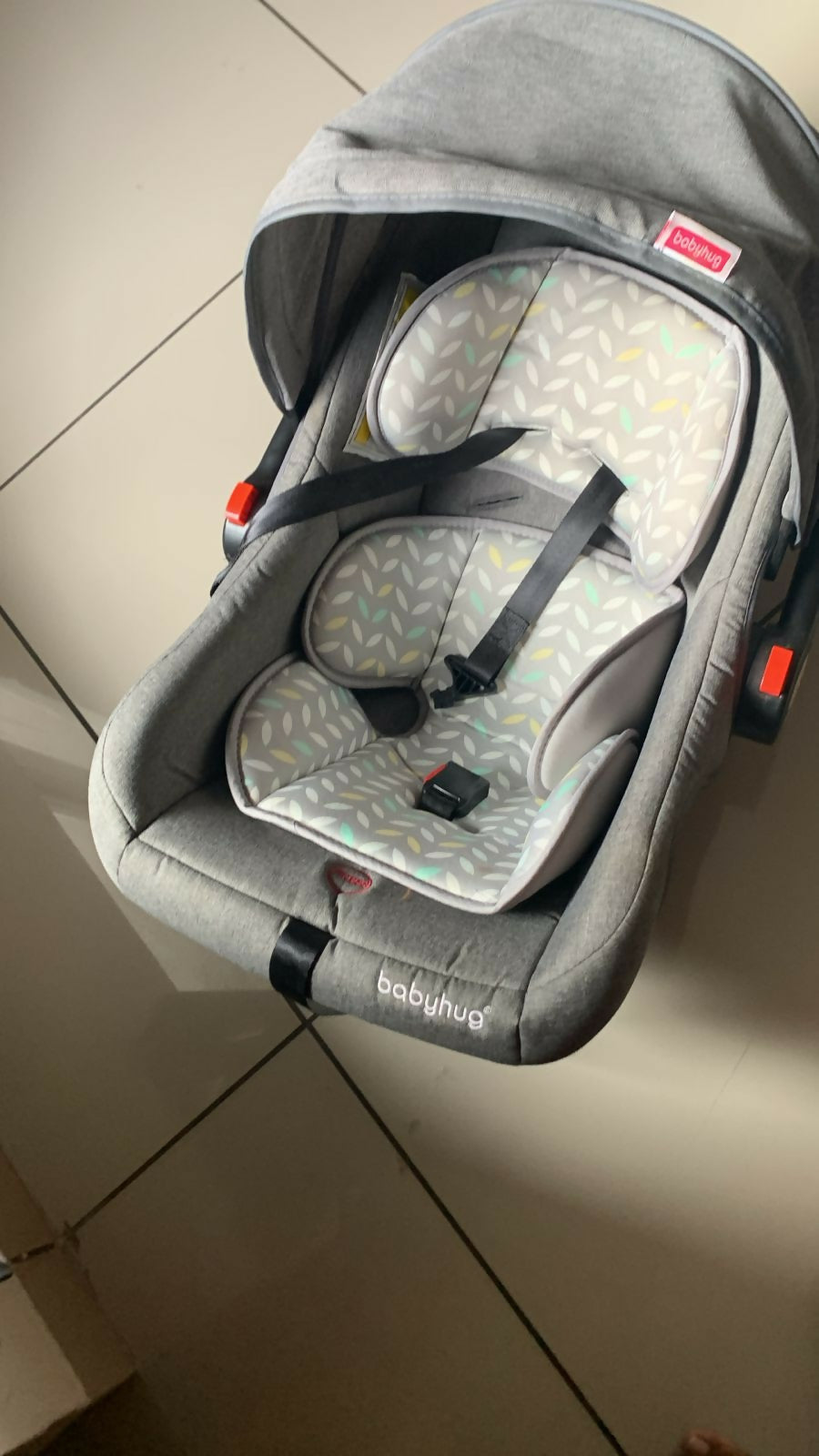 Keep your baby safe and comfortable on the go with the Babyhug Amber Carry Cot Cum Car Seat—secure, versatile, and perfect for travel and everyday use!