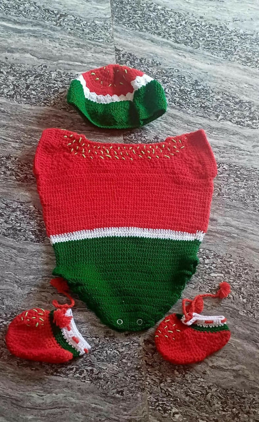 Handmade crochet Watermelon Cap and Socks Set for babies, featuring a playful watermelon design and soft, cozy materials.