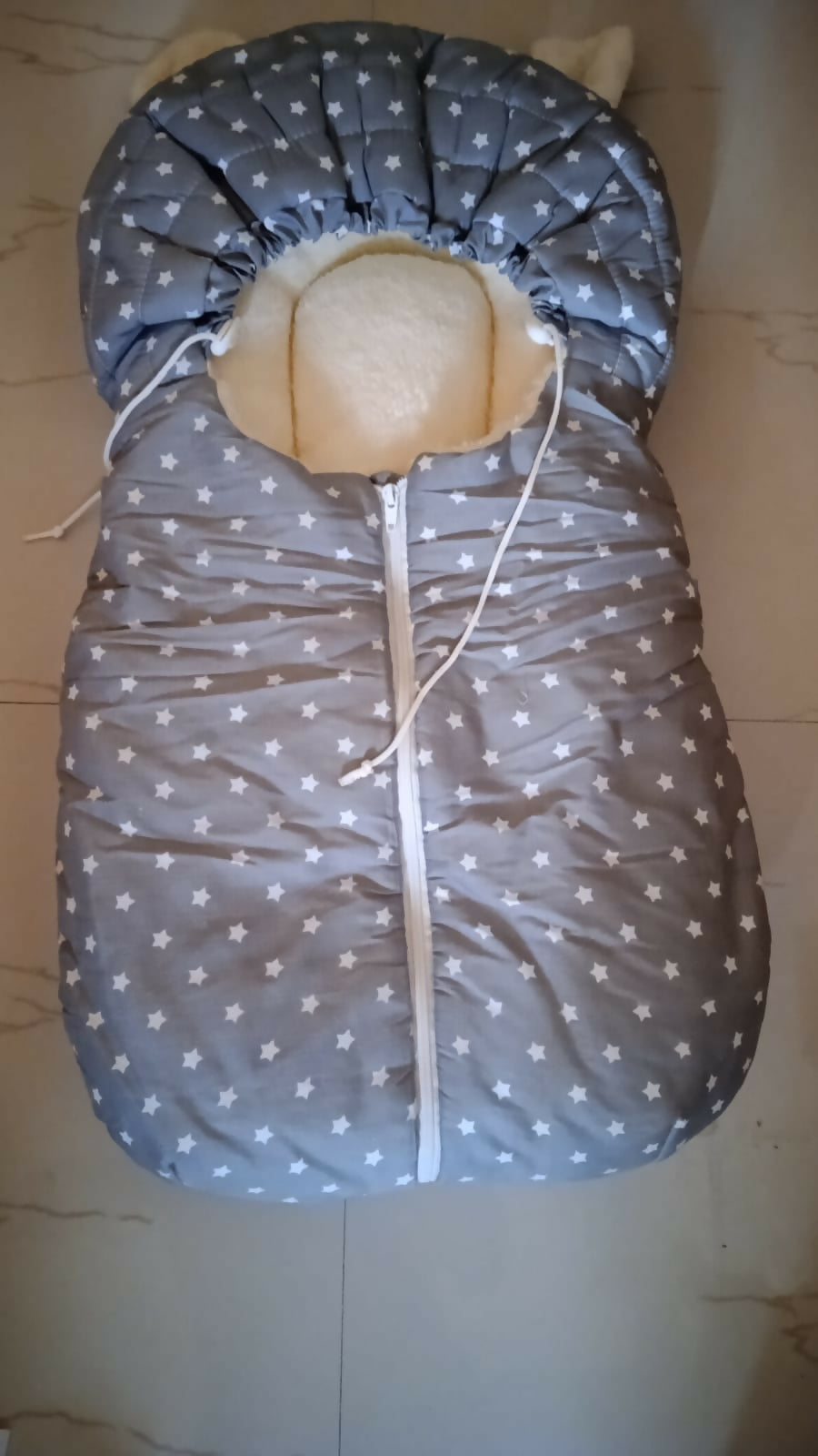 Baby Carry Bed Cum Sleeping Bag for New Born Babies (0-8 Months)