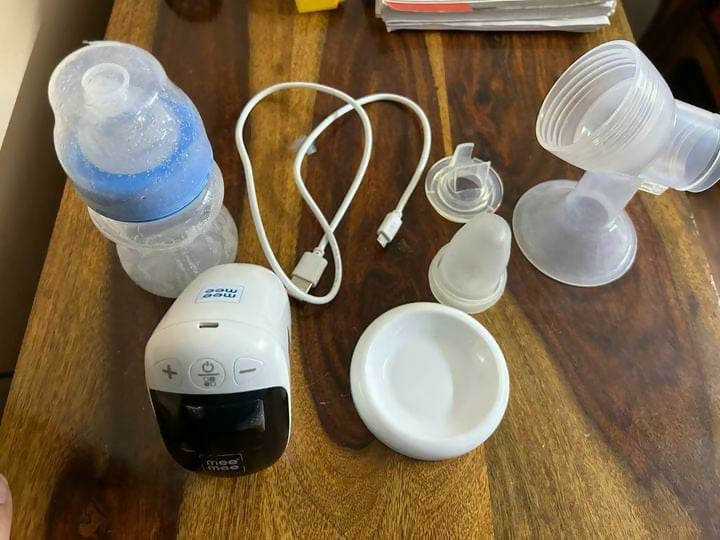 Experience the ultimate in breastfeeding convenience with the MEE MEE Advanced Electric Breast Pump - MM-80220B, combining advanced technology with user-friendly design for efficient and comfortable expression of breast milk.