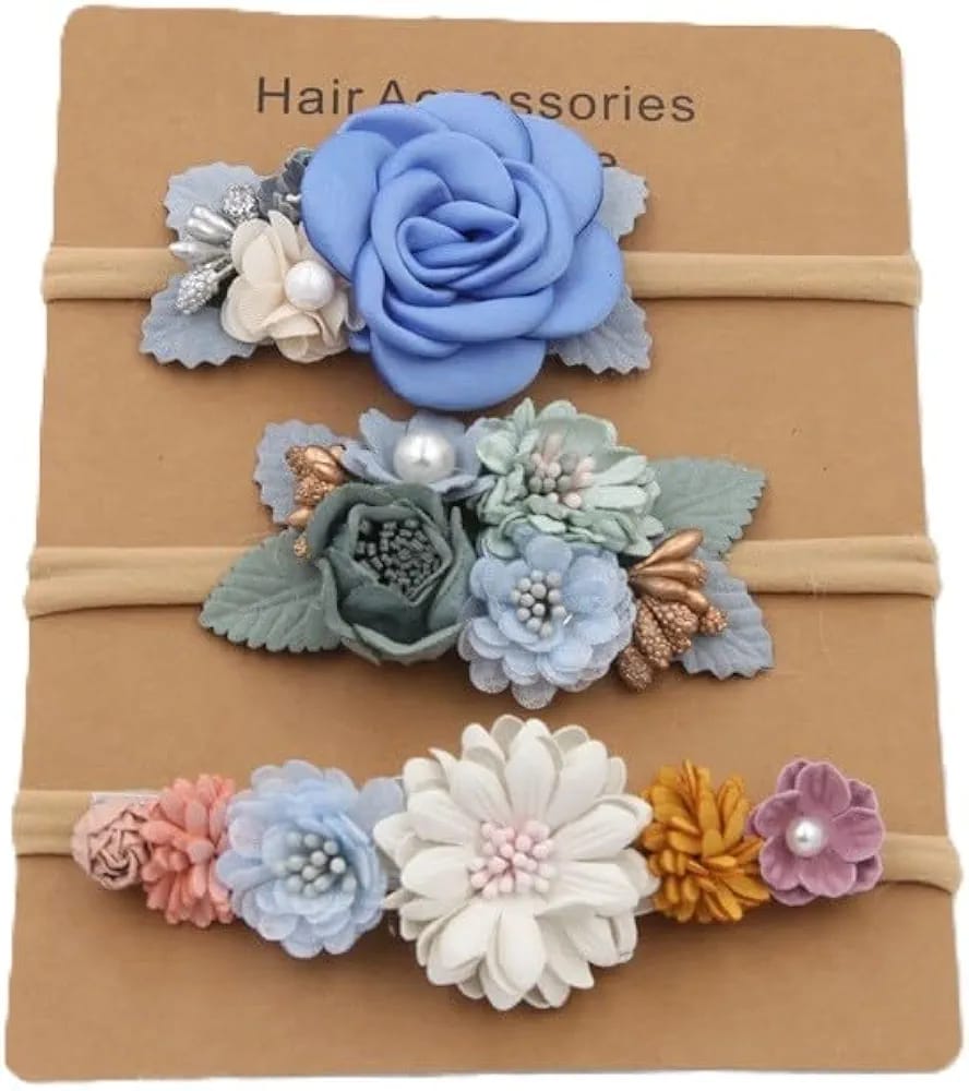 Add a touch of charm to your baby girl’s look with these delightful hair accessories, designed to complement any outfit. 