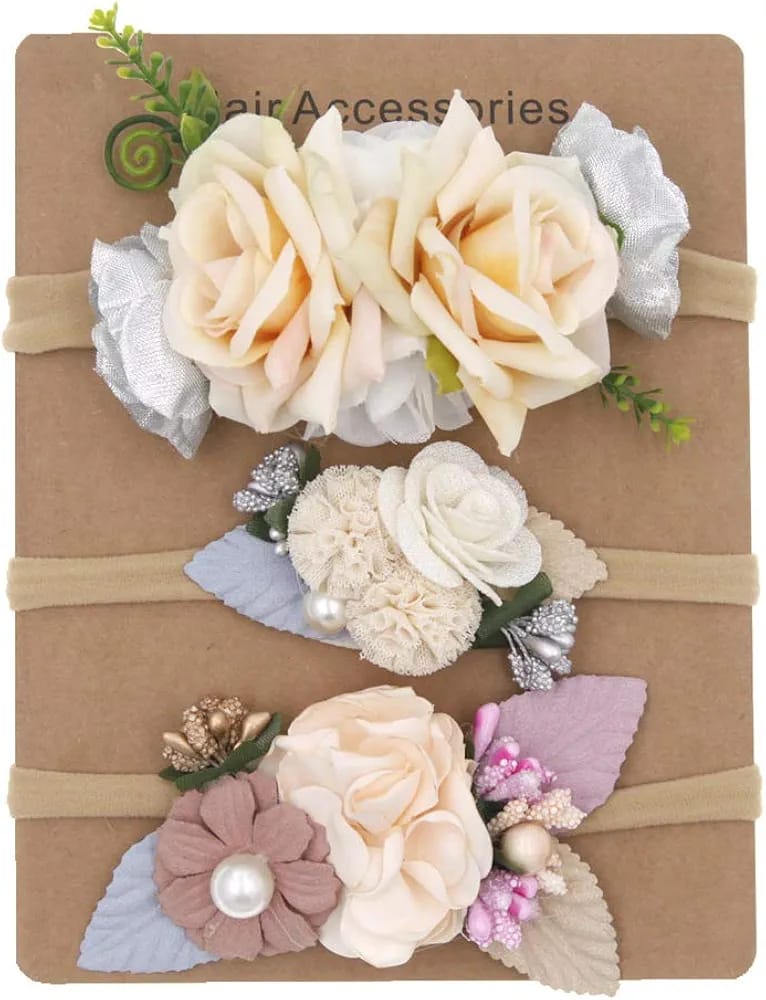 Add a touch of charm to your baby girl’s look with these delightful hair accessories, designed to complement any outfit. 