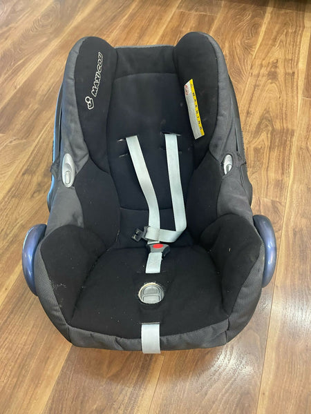 Maxi cosi cabriofix digital black hotsell