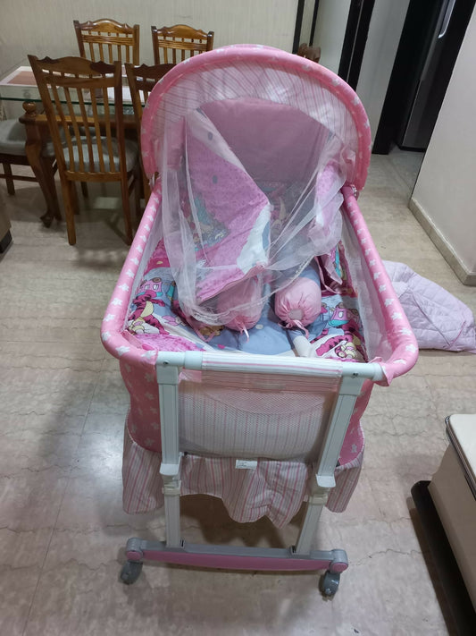 MOTHERCARE Bassinet With Pillow