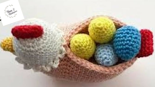 Crochet Chicken With Egg