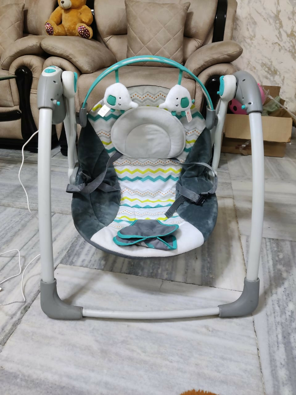 Discover the MASTELA Deluxe Portable Swing, featuring multiple swing speeds, a plush padded seat, and a five-point safety harness, designed for comfort and security, perfect for at home and on the go.