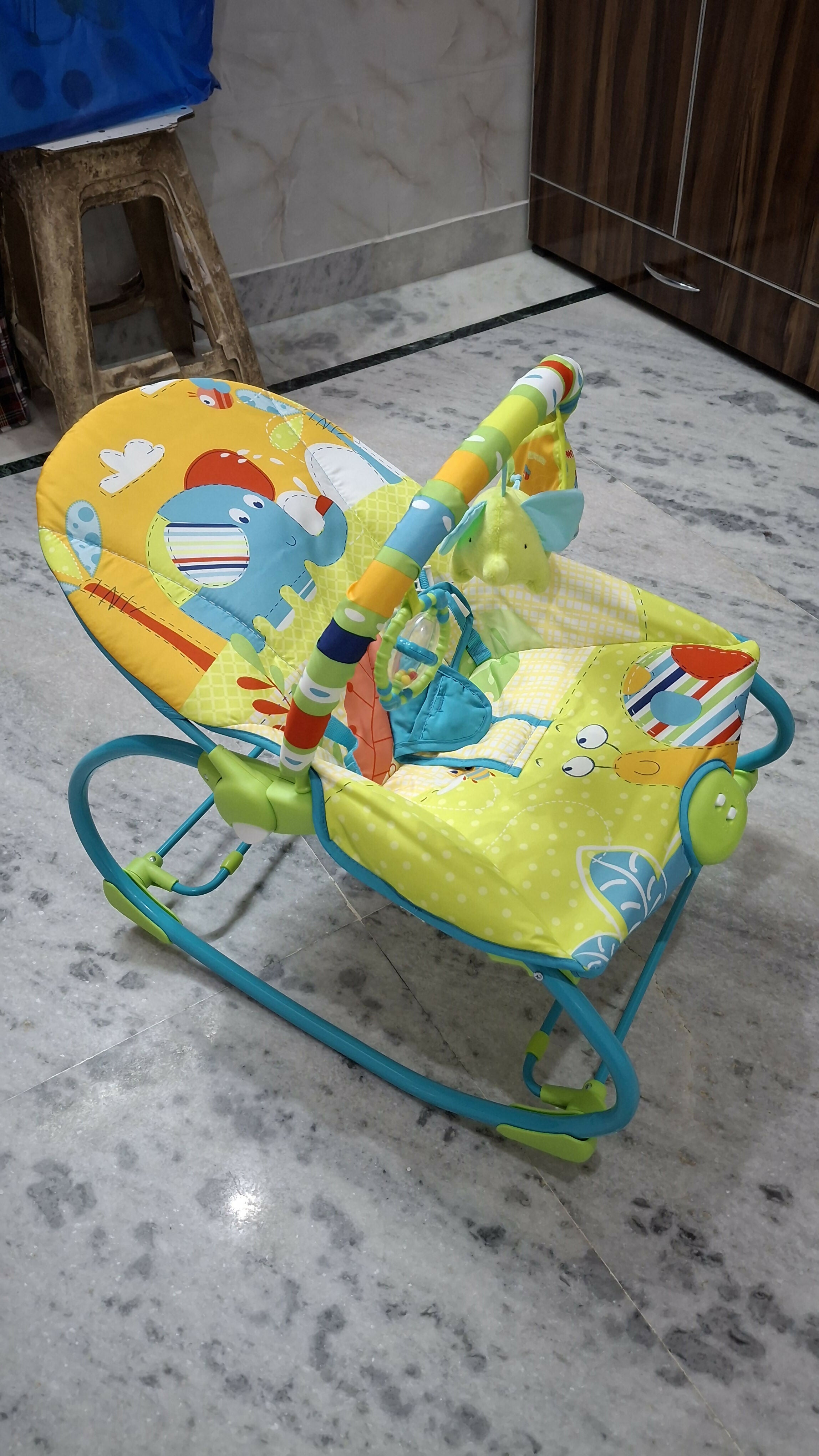 MASTELA  Baby Rocker Green