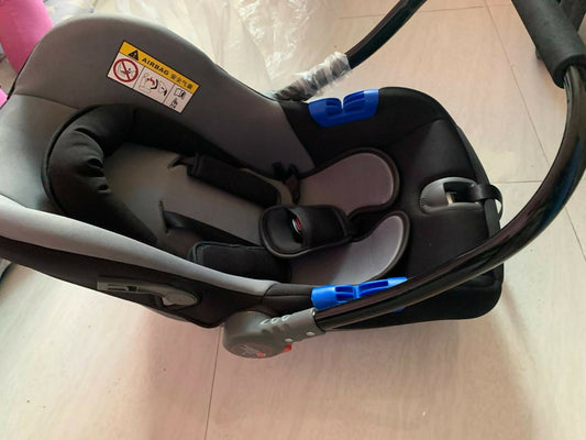 Ensure safe and comfortable travels for your little one with the Huny Huny Car Seat—stylish, secure, and designed with your baby’s comfort in mind!