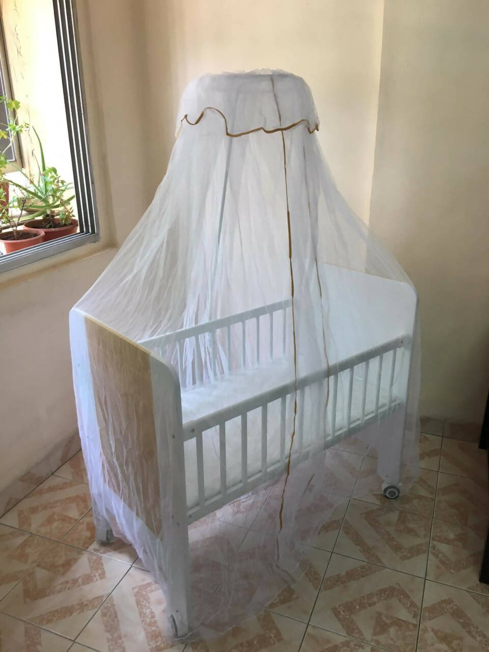 COOL BABY Crib + Bumper + Mattress, Dimensions: 36L×21B×17H cm - PyaraBaby