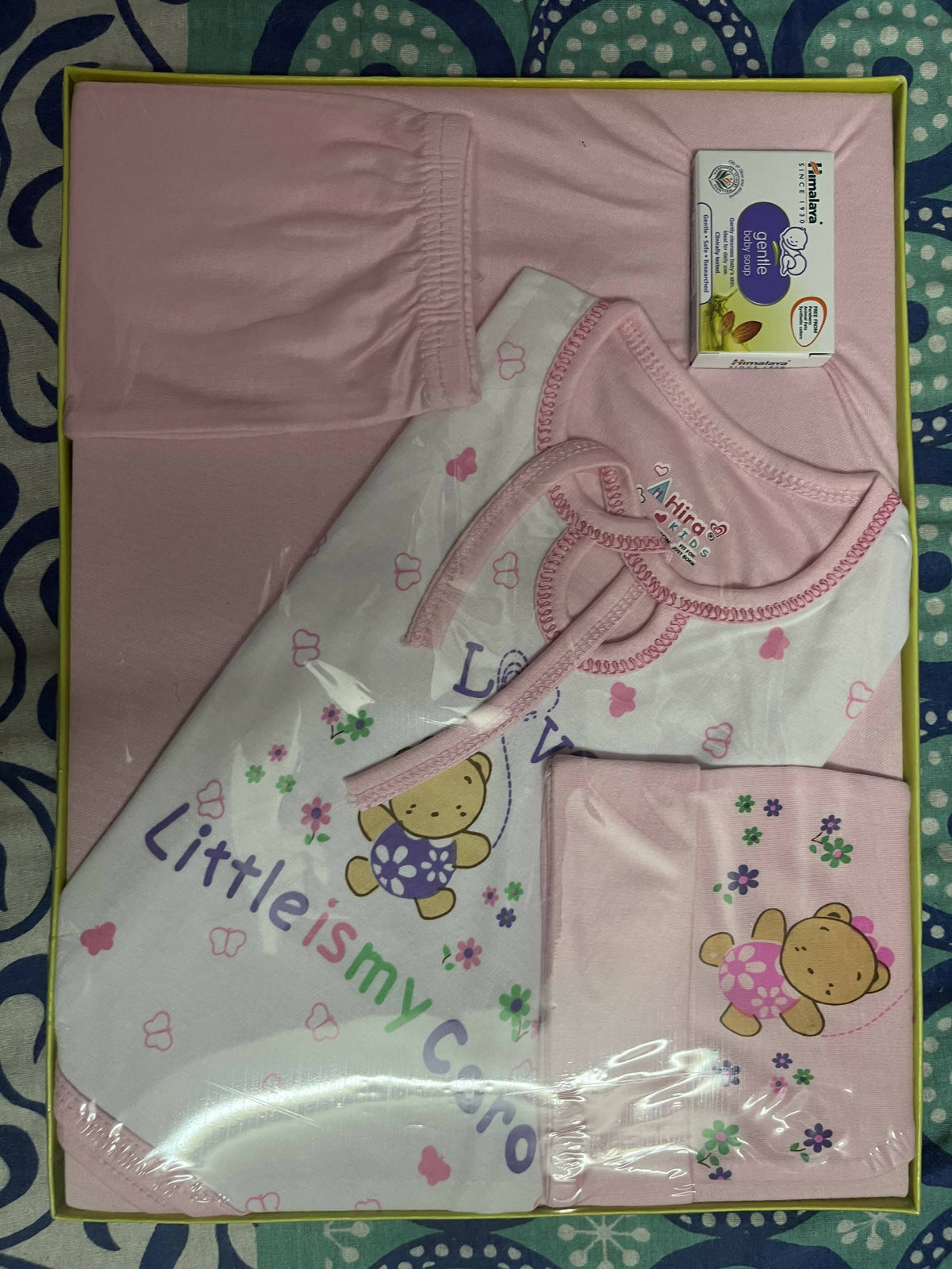 8 Pieces New Born Baby Gift Set, Infant Gift Set, Cotton Clothing Set –  KIDZON ONLINE