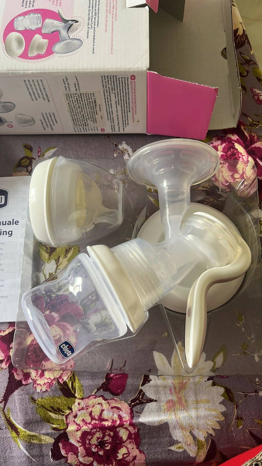 CHICCO Manual Breast Pump - PyaraBaby