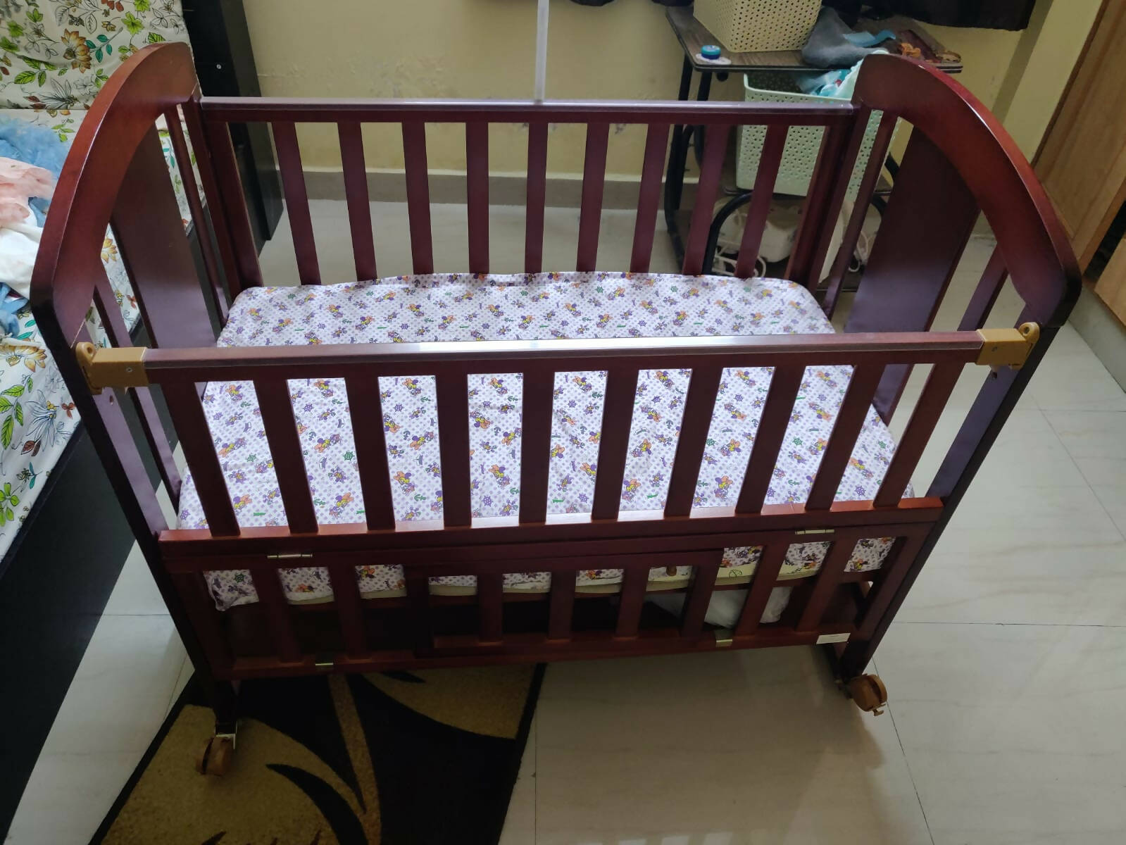 Babyhug wooden hot sale cot