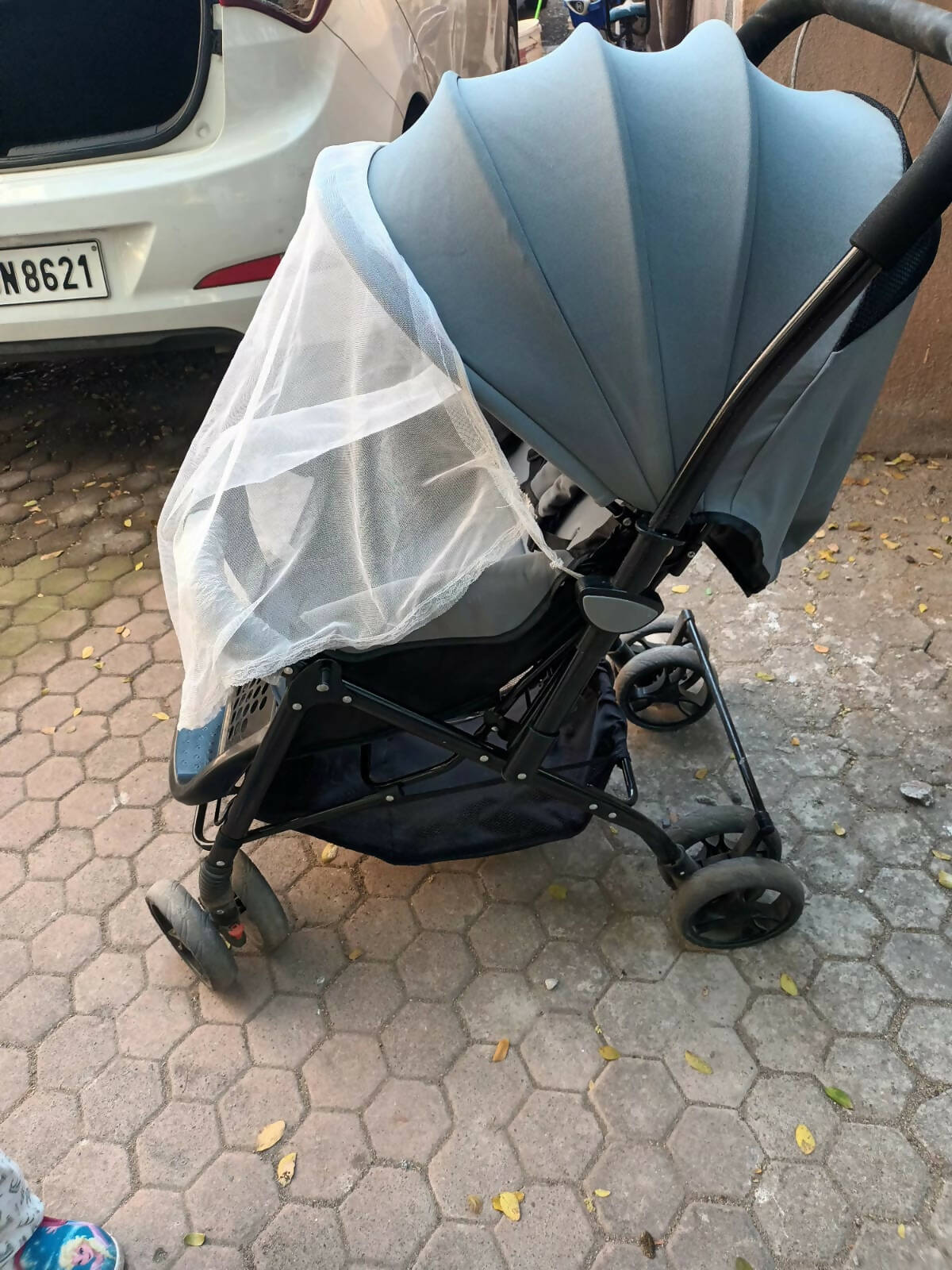 Babyhug hotsell stroller price