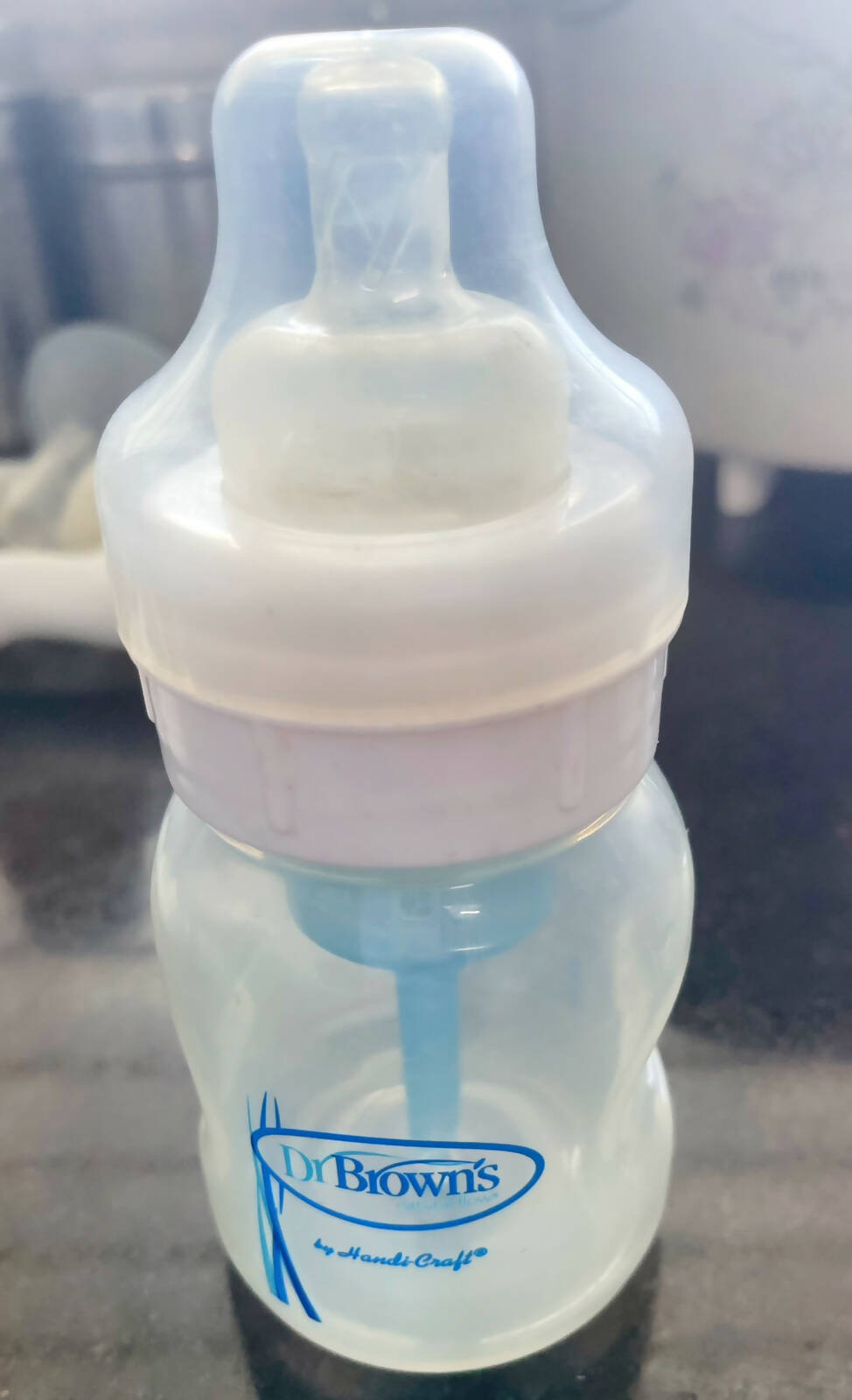 Feeding Bottle, Milk Bottles and Manual Pumping Machine Avent Full Set - PyaraBaby