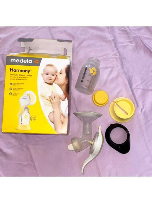 MEDELA manual breast pump - PyaraBaby