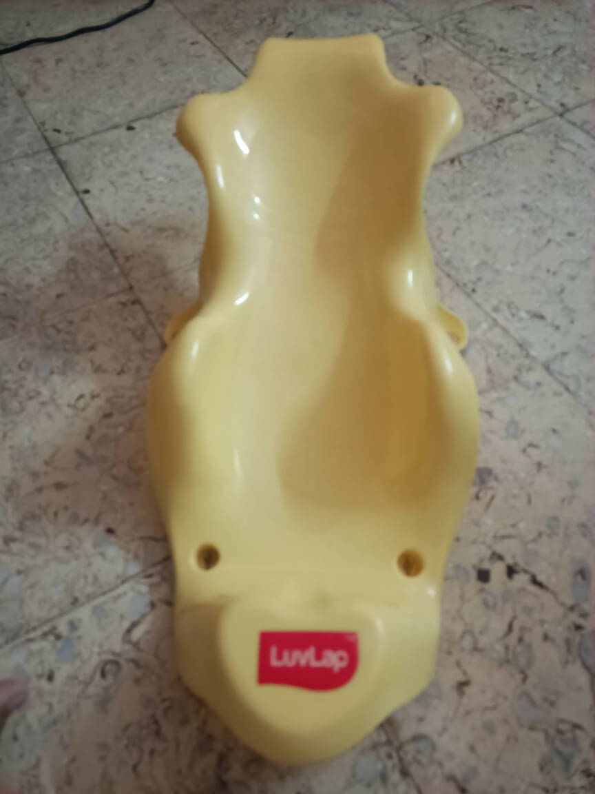 LUVLAP Bath Chair- Yellow - PyaraBaby